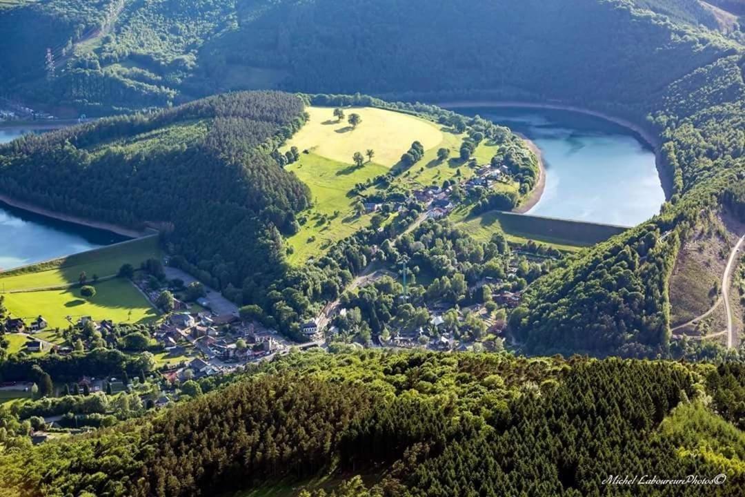 Au Sommet De La Cascade Hotel Stavelot Buitenkant foto